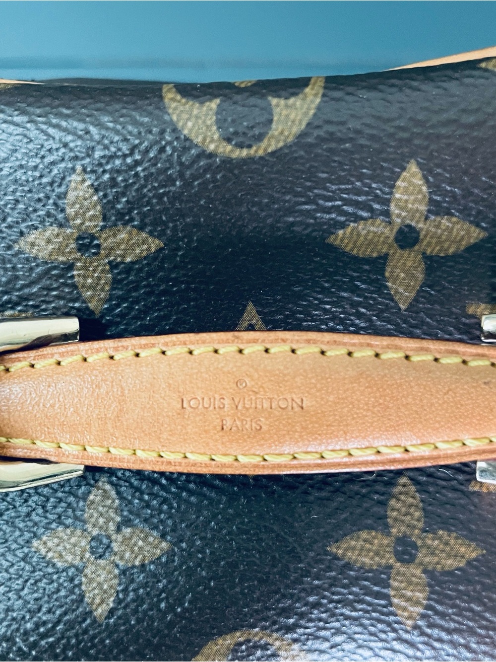 Louis Vuitton Nice Nano Monogram with free non LV crossbody strap. - Picture 13 of 16